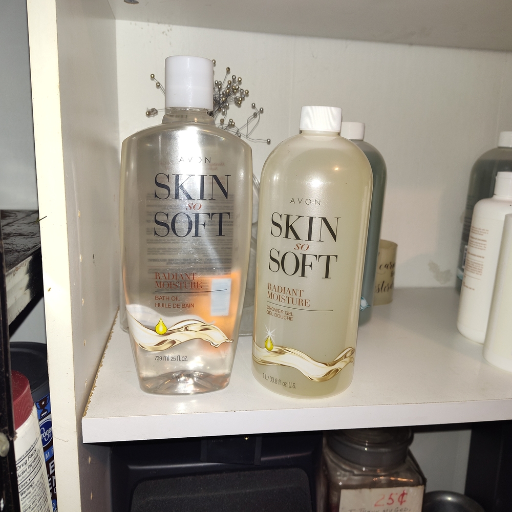 Avon Skin So Soft Radiant Moisture Duo - Clear and Cream